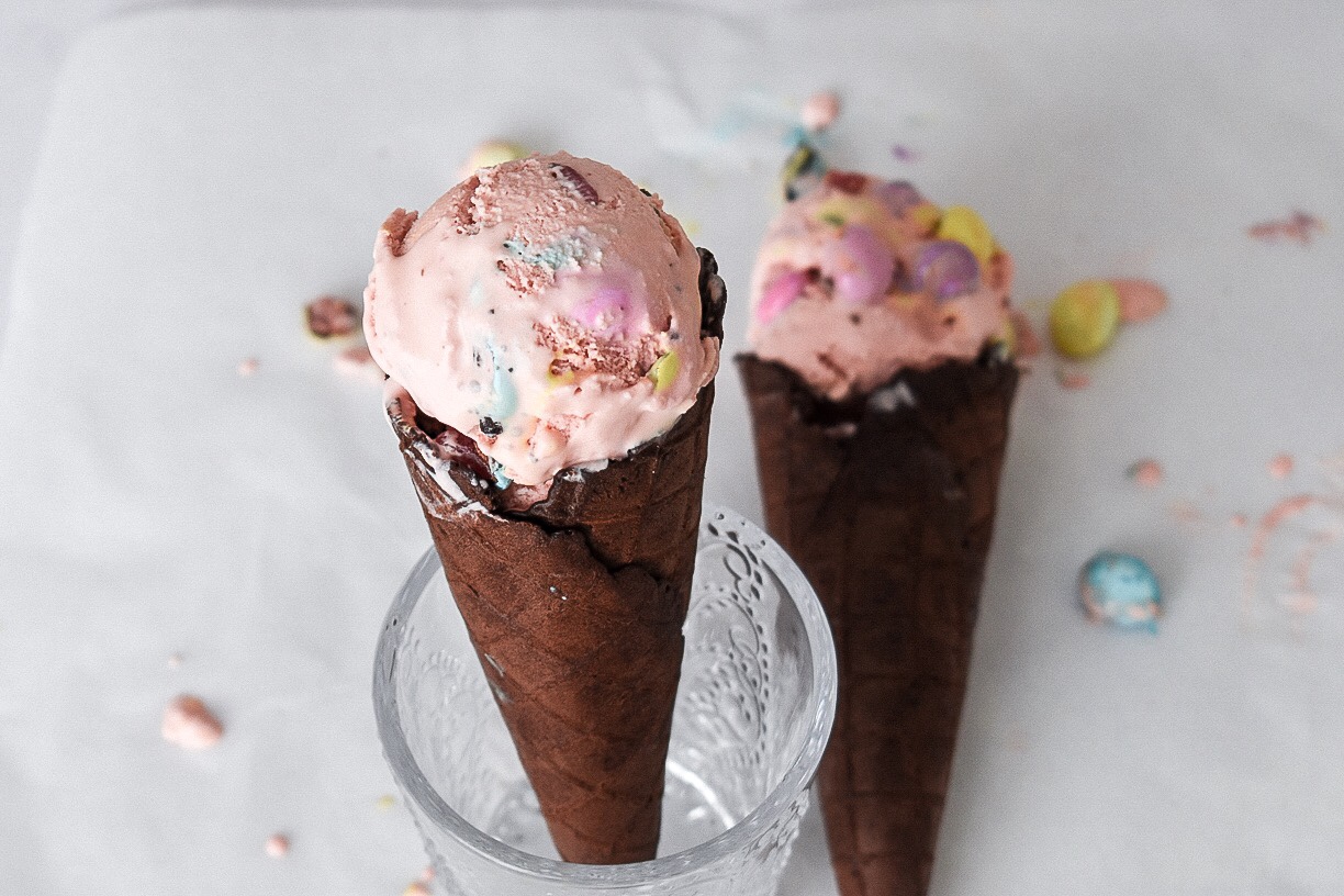 Dairy-Free Ice Cream with Speckled Eggs