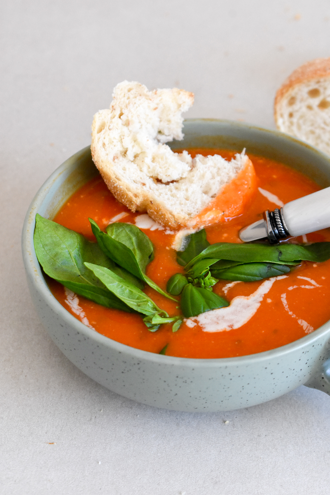 30-minute tomato and basil soup