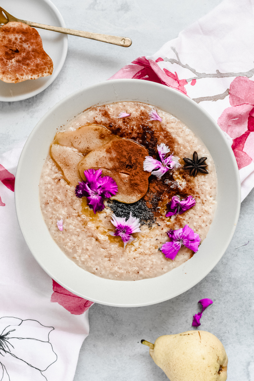 Make Spiced Poached Pear Oats